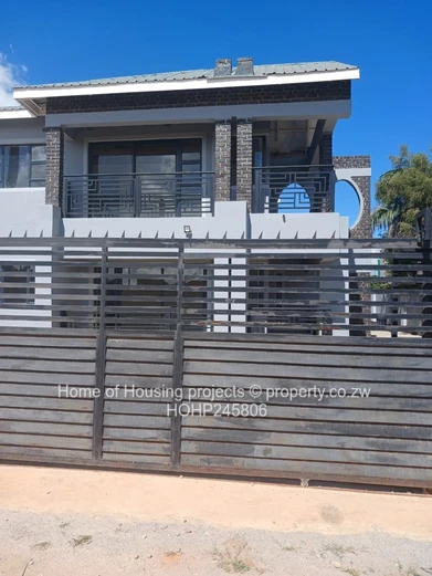 Modern 3-Bed Apartment in Damofalls 